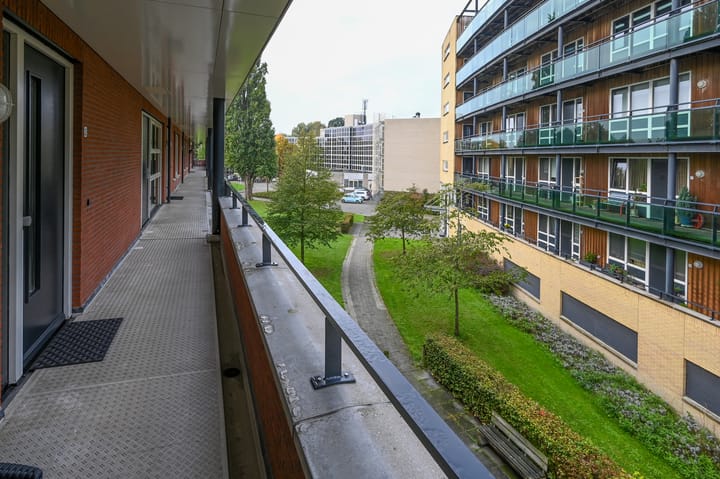 Appartement te koop: Veenendaalplein 22, Amstelveen