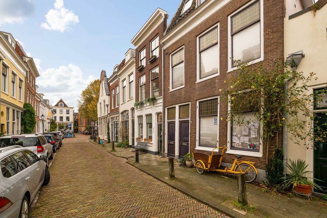 Photo 1 of Springweg 153-A