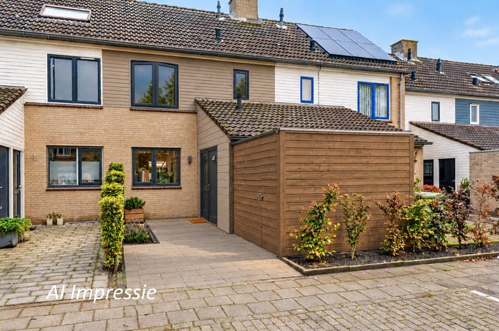 Tussenwoning te koop: Bansingel 110, Oudenbosch
