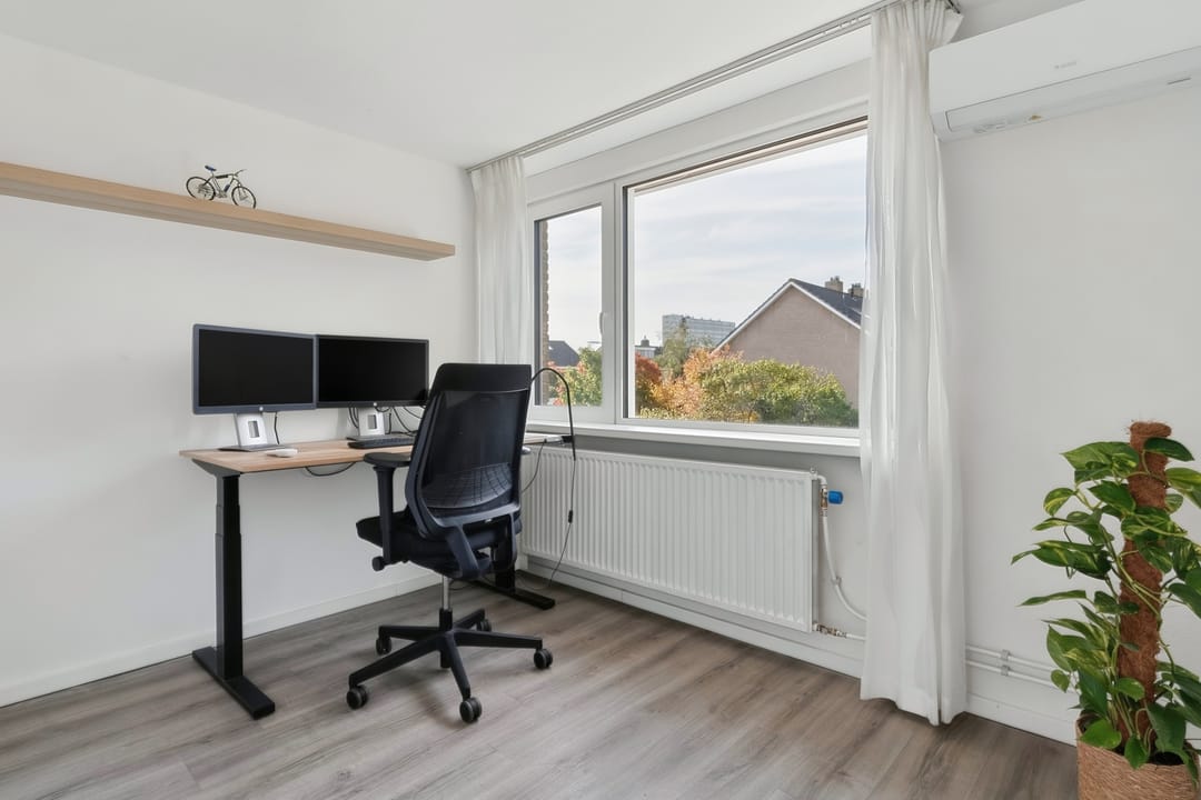 Photo 32 of Ravelstraat 36