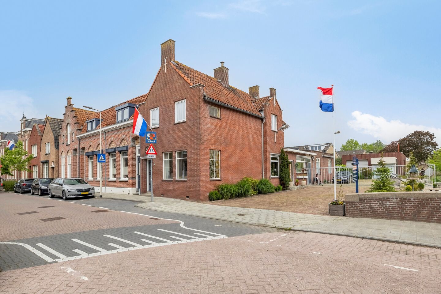 Foto 1 van Boulevard Antverpia 10