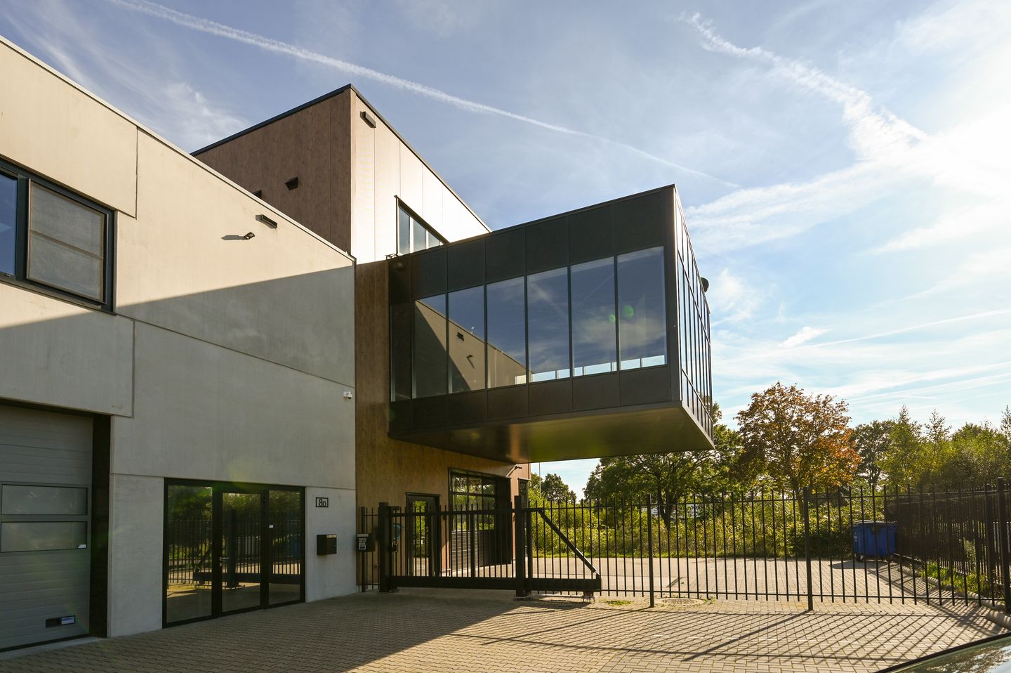 View photo 4 of Zuiderinslag 8-g