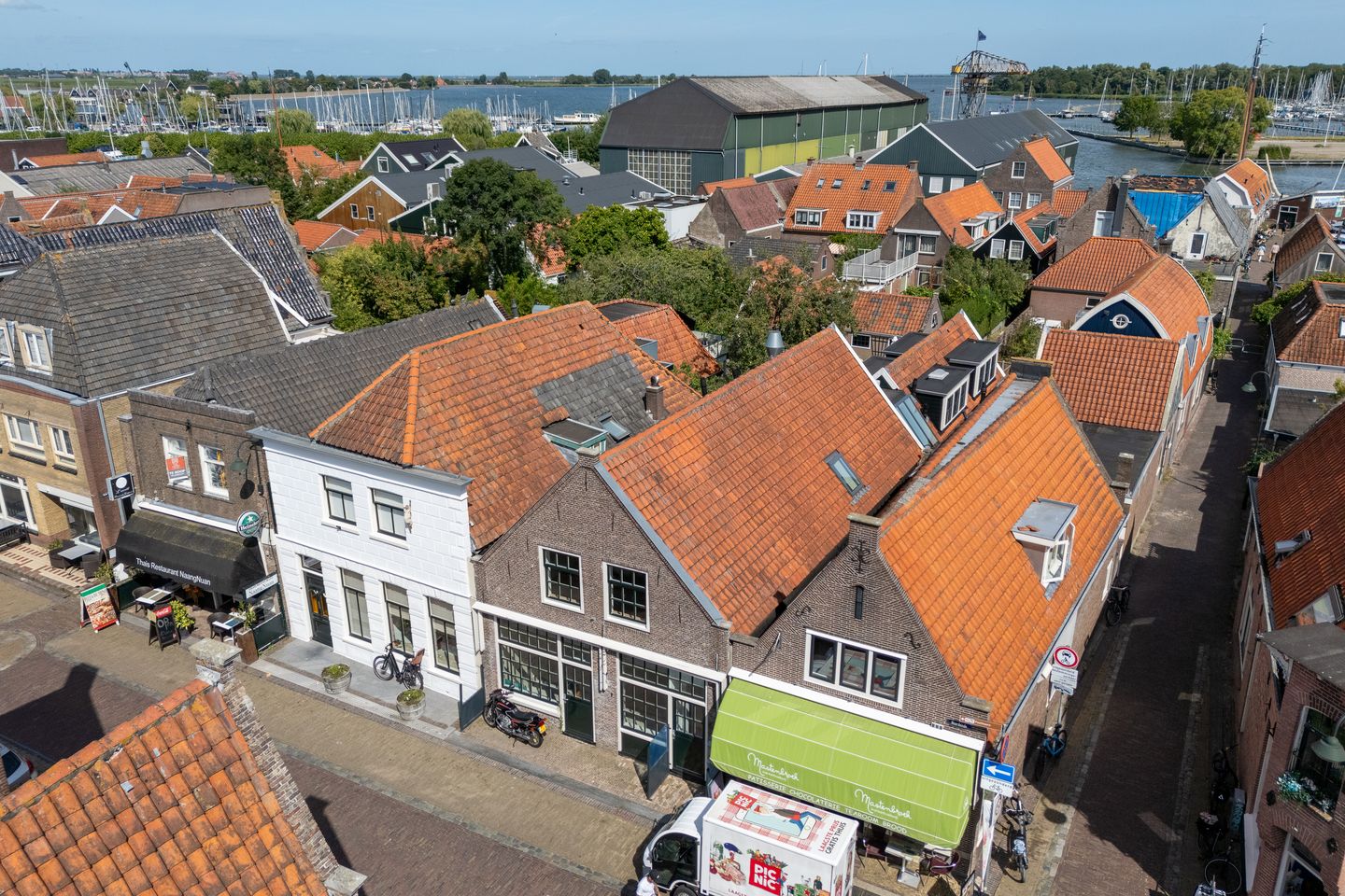 Photo 55 of Noordeinde 40-A