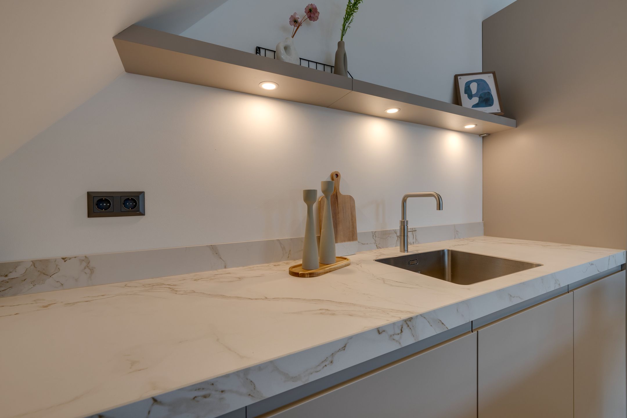 Photo 33 of Noordeinde 40-A