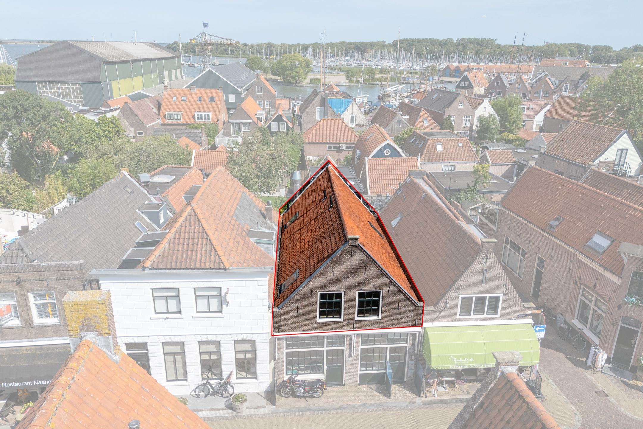 Photo 57 of Noordeinde 40-A