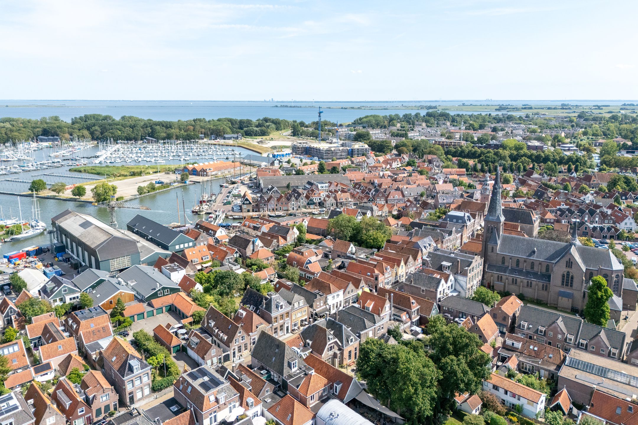 Photo 60 of Noordeinde 40-A