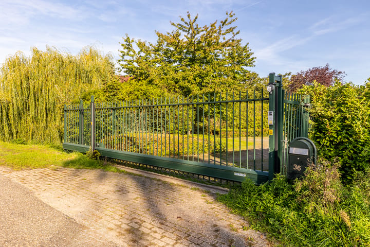 Vrijstaande woning te koop: Achterdijk 36, Rhoon