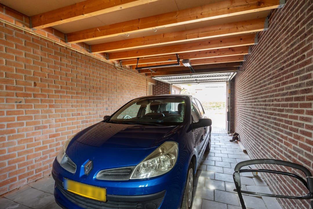 Photo 31 of Bremstraat 14