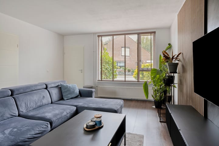 Tussenwoning te koop: Aalbersestraat 38, Helmond