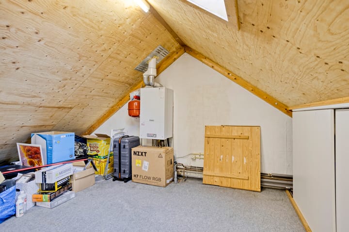 Tussenwoning te koop: Aalbersestraat 38, Helmond