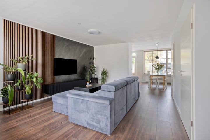 Tussenwoning te koop: Aalbersestraat 38, Helmond