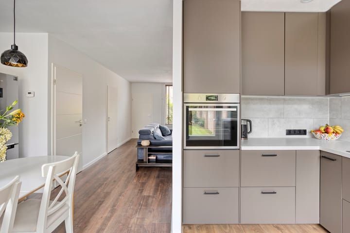 Tussenwoning te koop: Aalbersestraat 38, Helmond