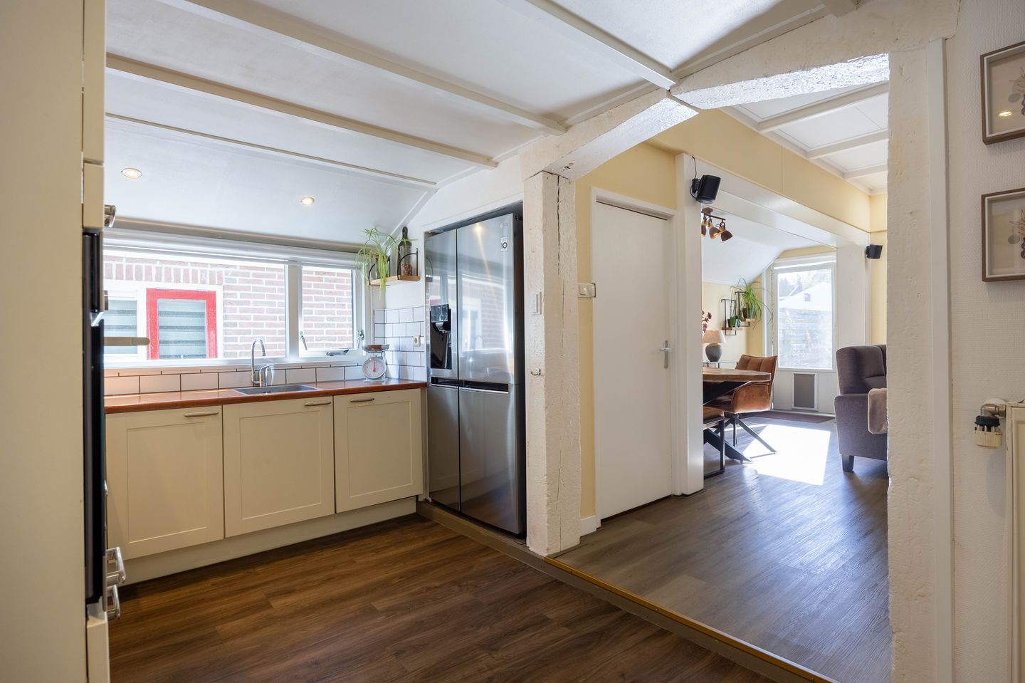 Photo 10 of Zuiderstraat 27