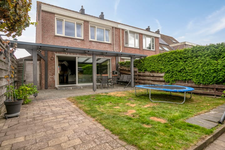 Foto 4 van Slufterplantsoen 79