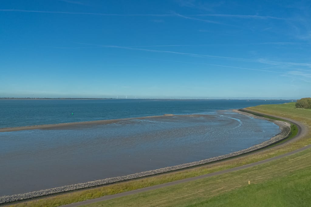 Photo 34 of Grote Huissenspolderweg 4