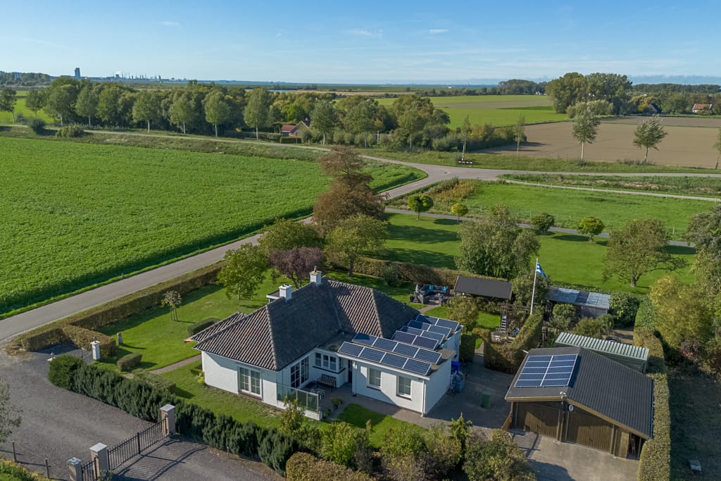 Photo 31 of Grote Huissenspolderweg 4