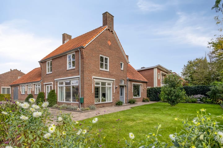 Vrijstaande woning te koop: Burg Haverkampstraat 6, Dinxperlo
