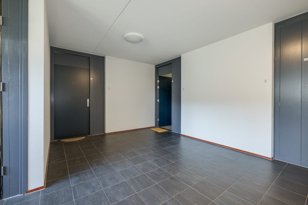 Photo 13 of Topaaslaan 33