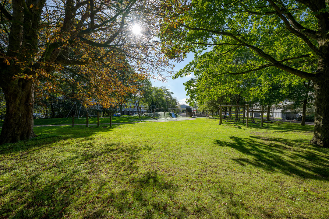 Photo 38 of Topaaslaan 33