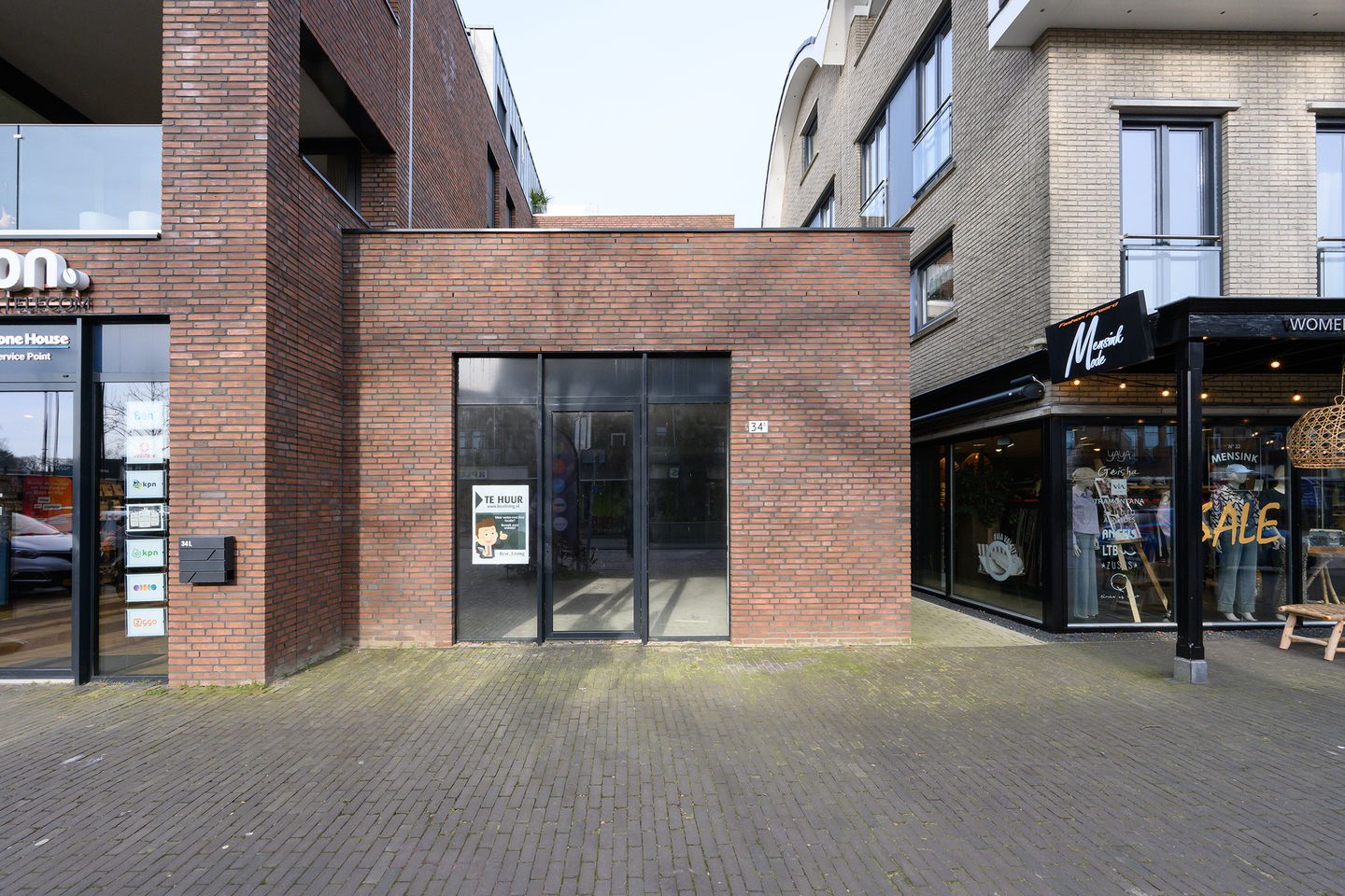 View photo 2 of Stuijvenburchstraat 34-A