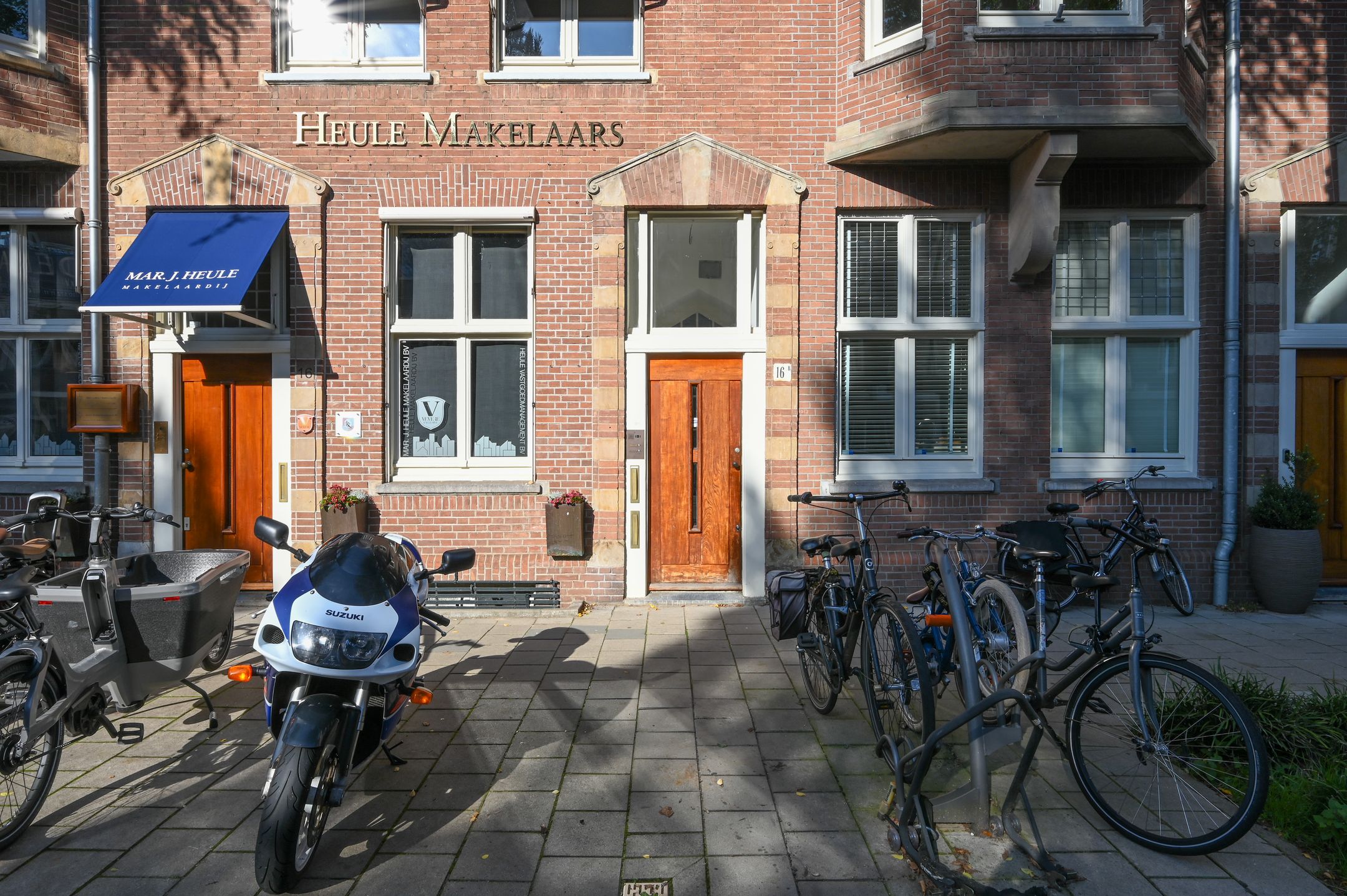 Foto 42 van De Lairessestraat 16-3