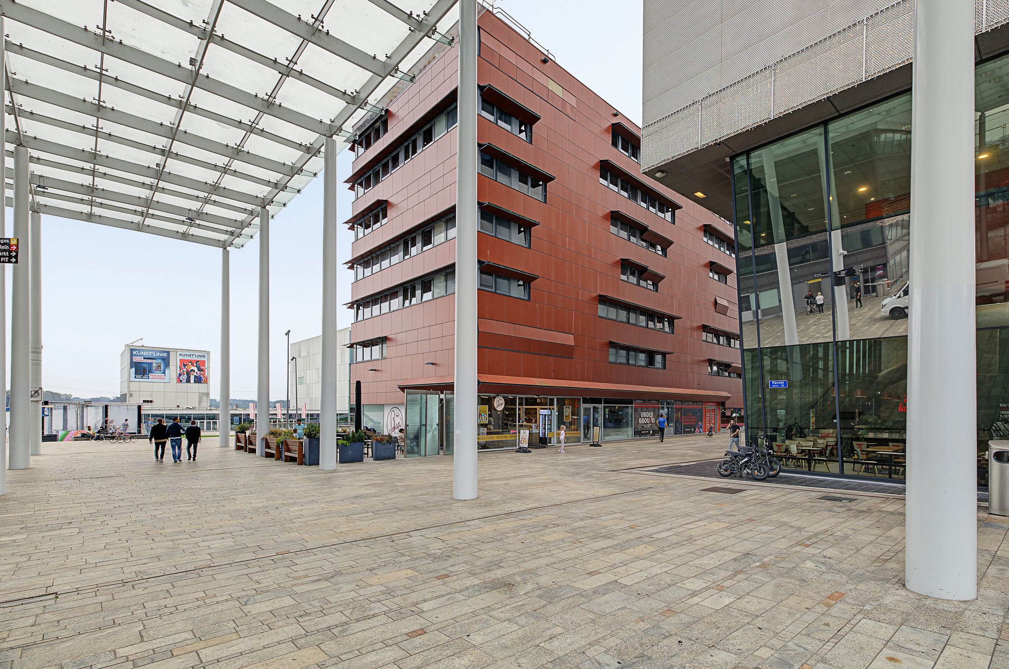 Photo 30 of Esplanade 59