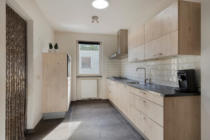 Tussenwoning te koop: Poolsterstraat 22, Asten