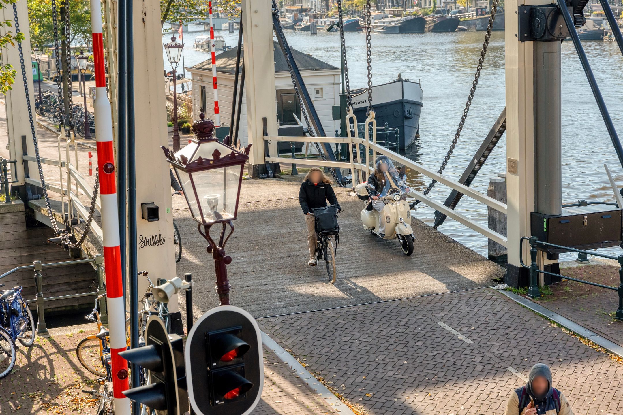Photo 42 of Amstel 49-A