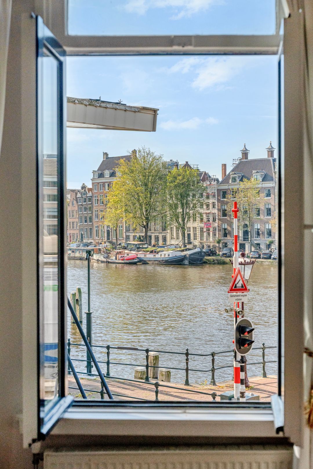 Photo 22 of Amstel 49-A