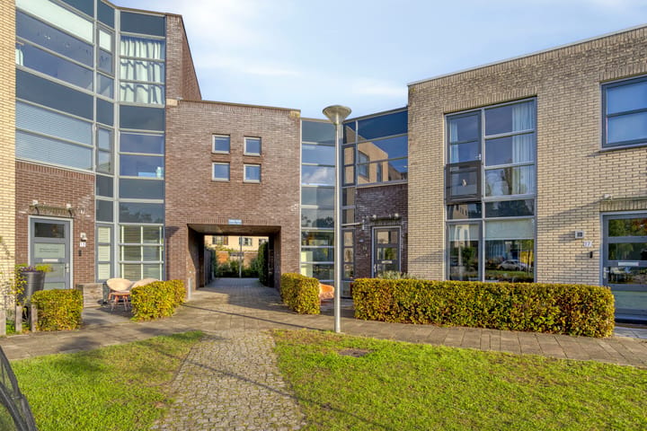Tussenwoning te koop: Seramstraat 15, Zwolle
