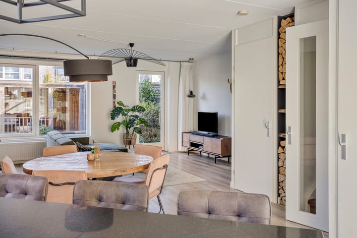 Tussenwoning te koop: Seramstraat 15, Zwolle