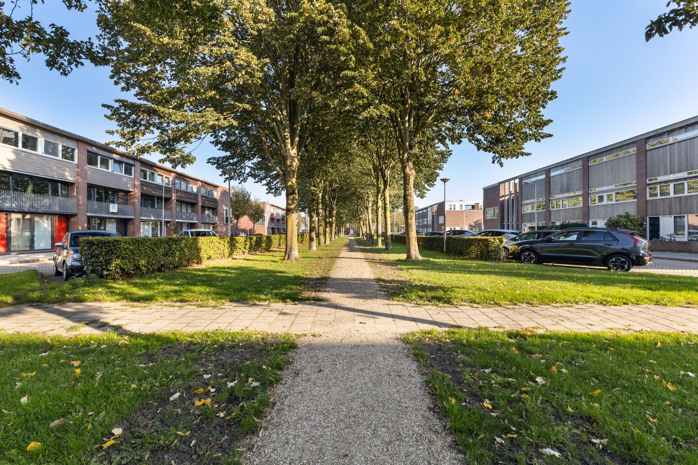 Foto 40 van Sint Petersburglaan 26