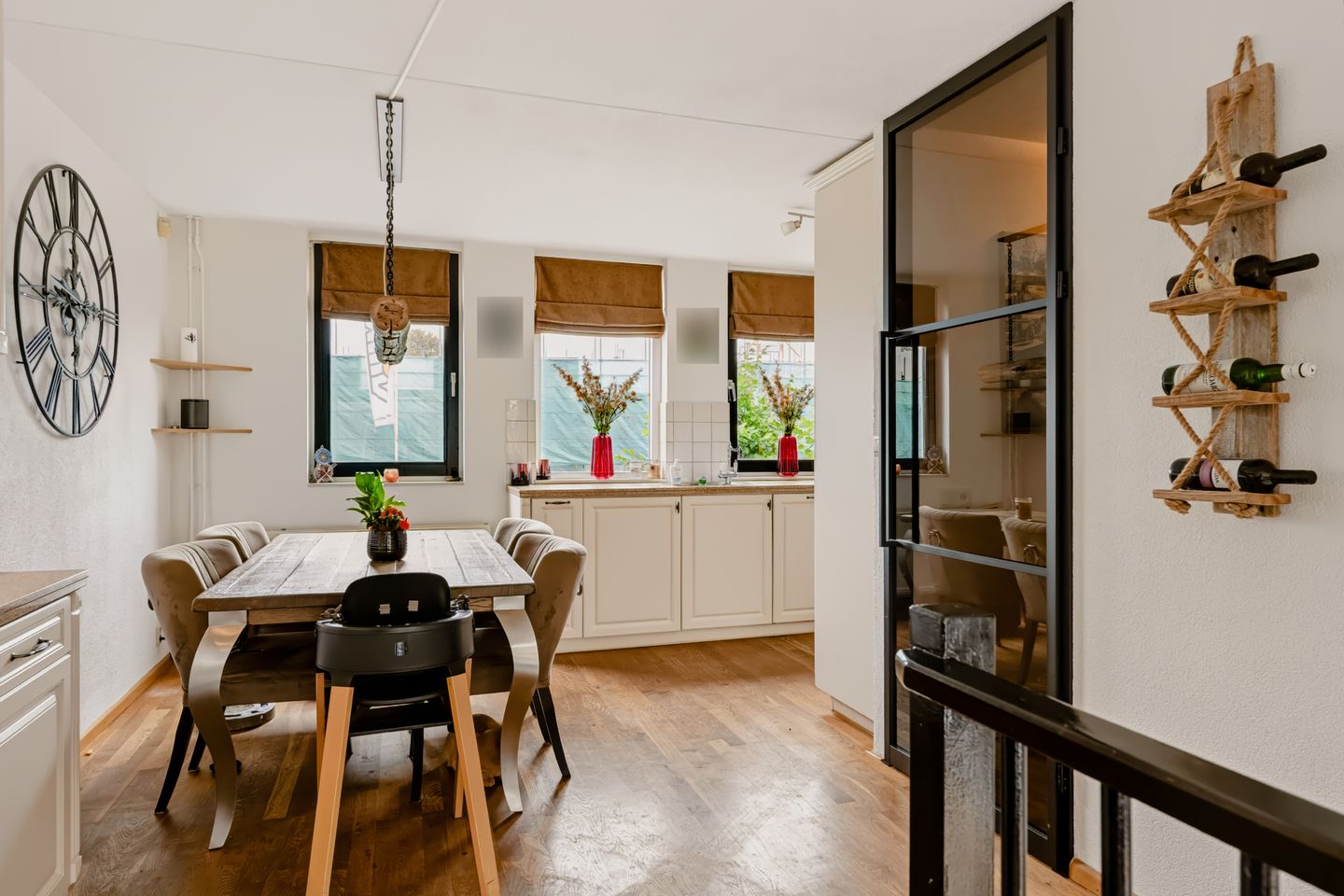 Photo 10 of Dirk Gerhardtstraat 36