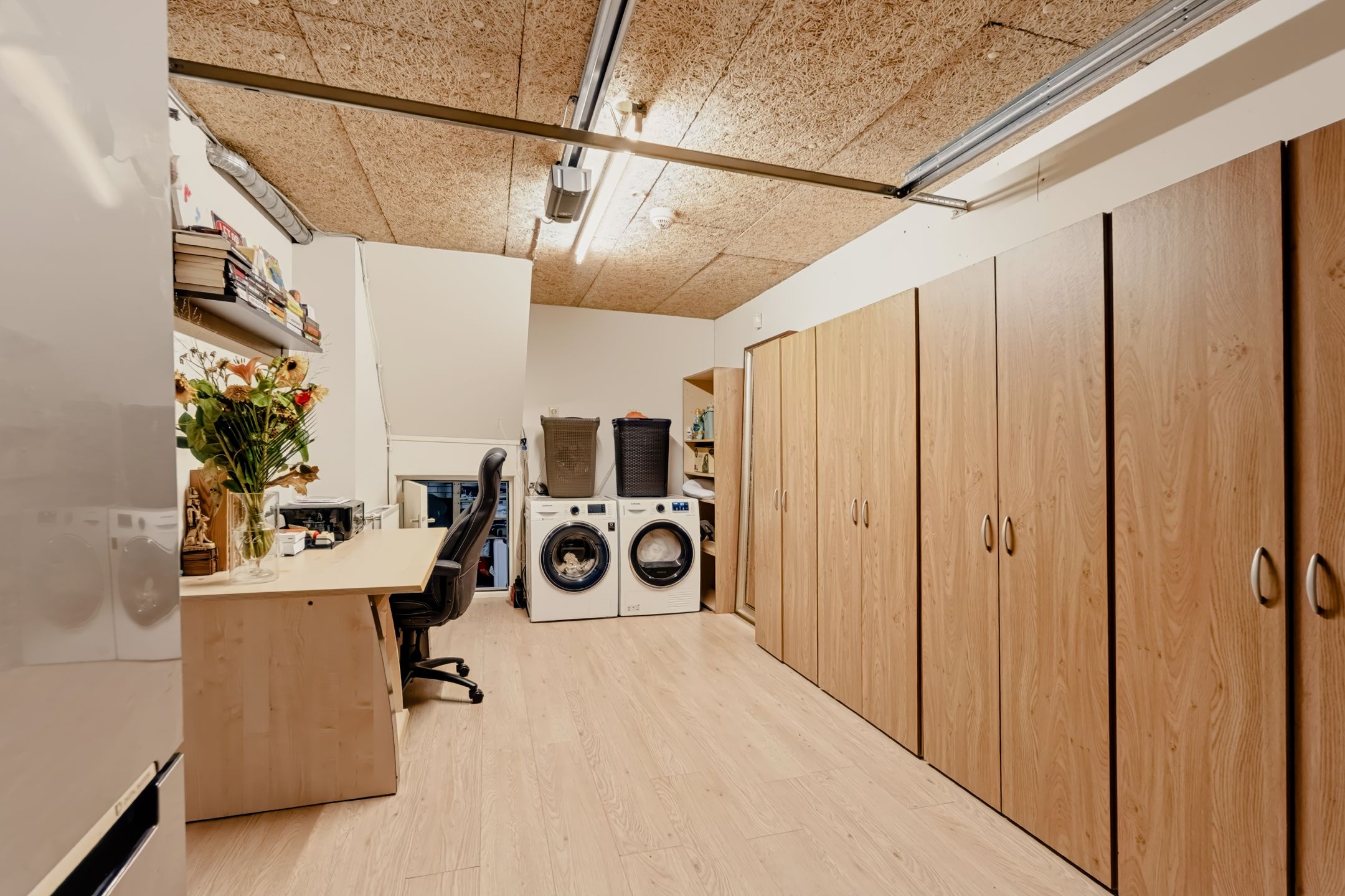 Photo 39 of Dirk Gerhardtstraat 36