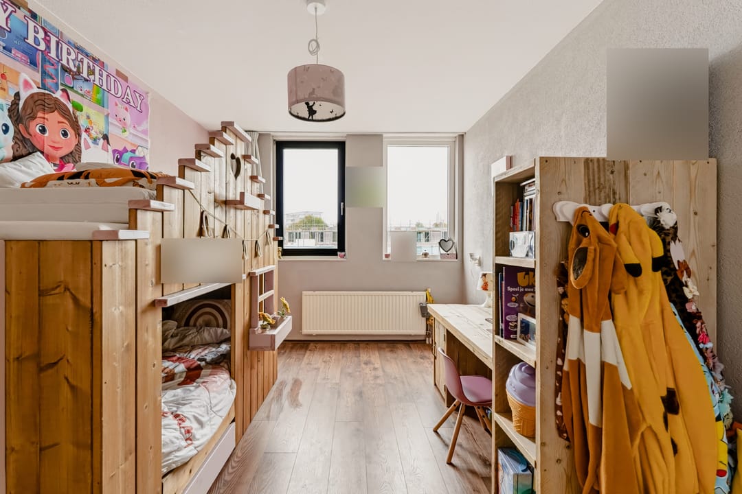 Photo 31 of Dirk Gerhardtstraat 36