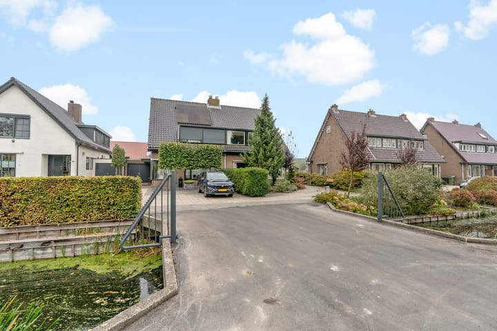 Hoekwoning te koop: Plasweg 27A, Waddinxveen