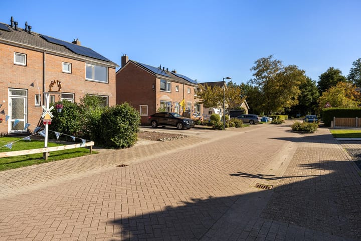 Photo 2 of Molenweg 45