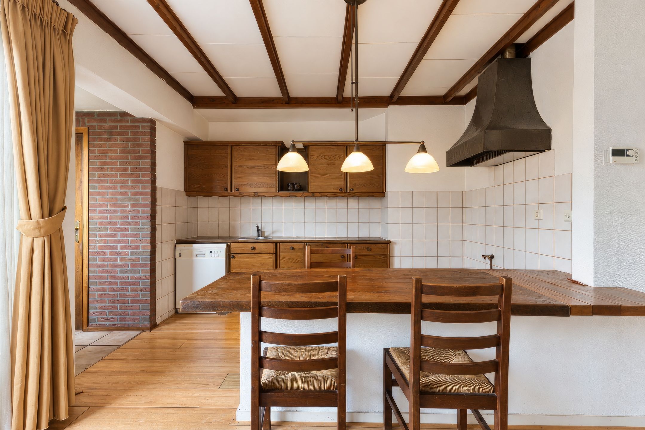 Photo 9 of Wegastraat 39