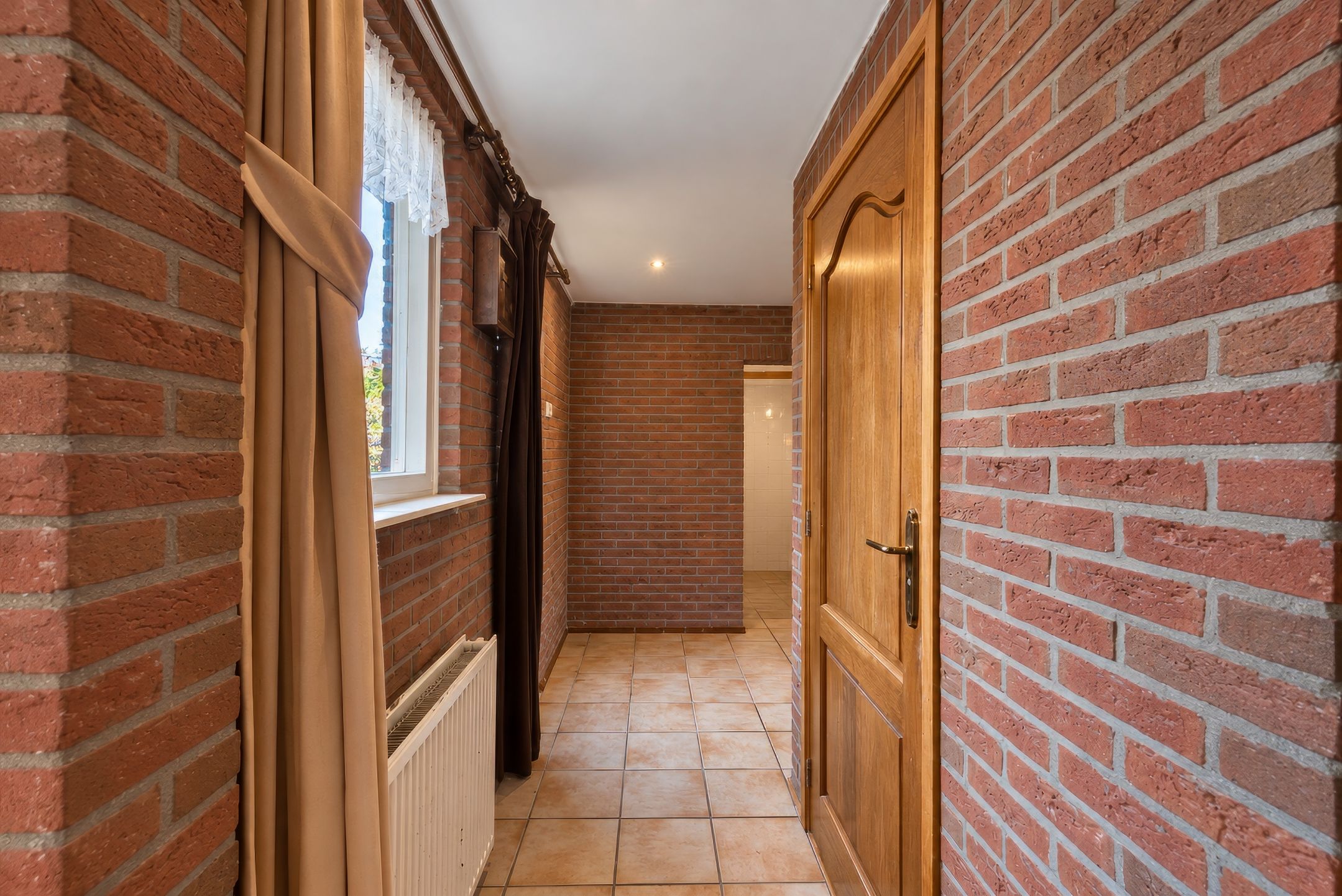 Photo 15 of Wegastraat 39