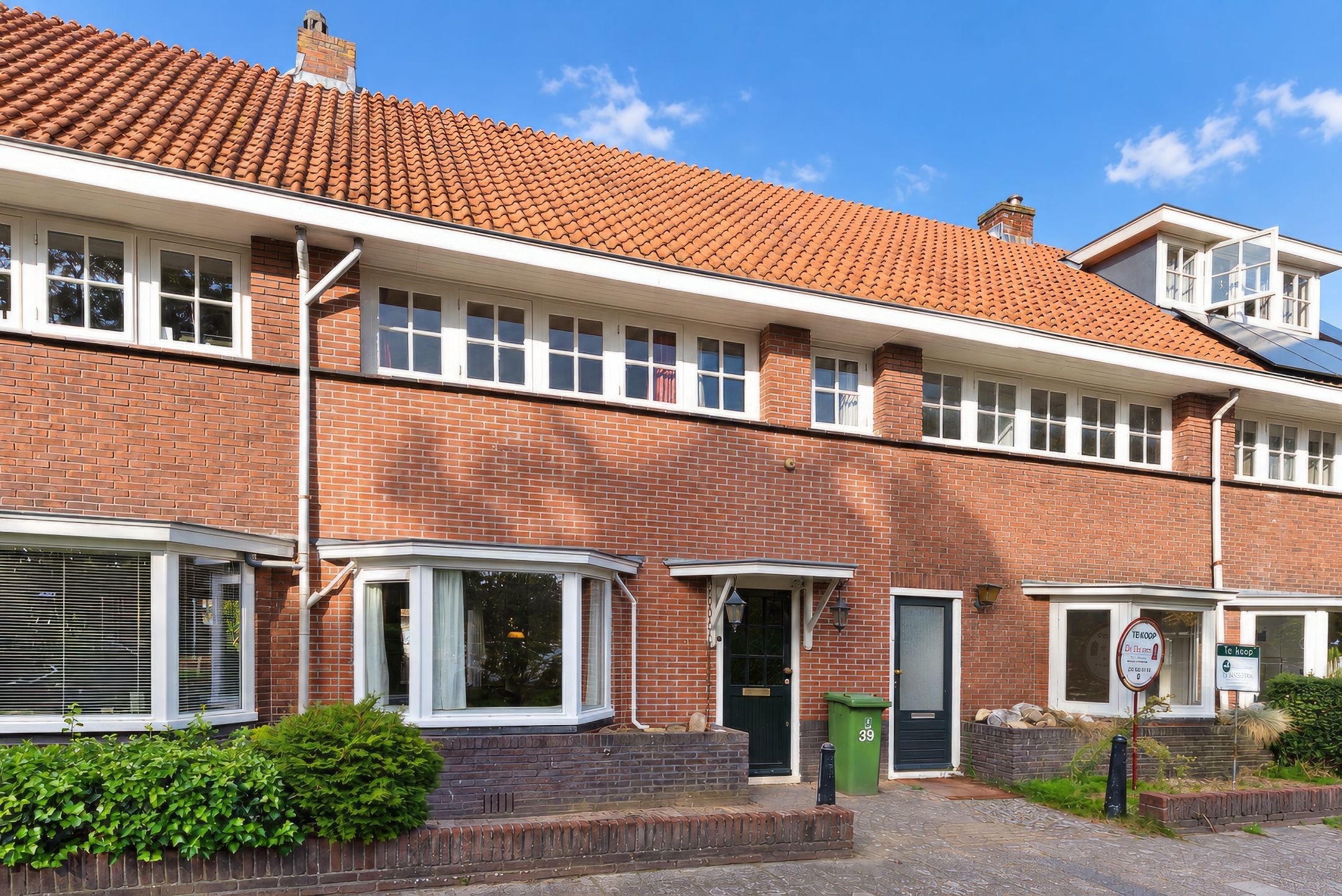 Photo 42 of Wegastraat 39