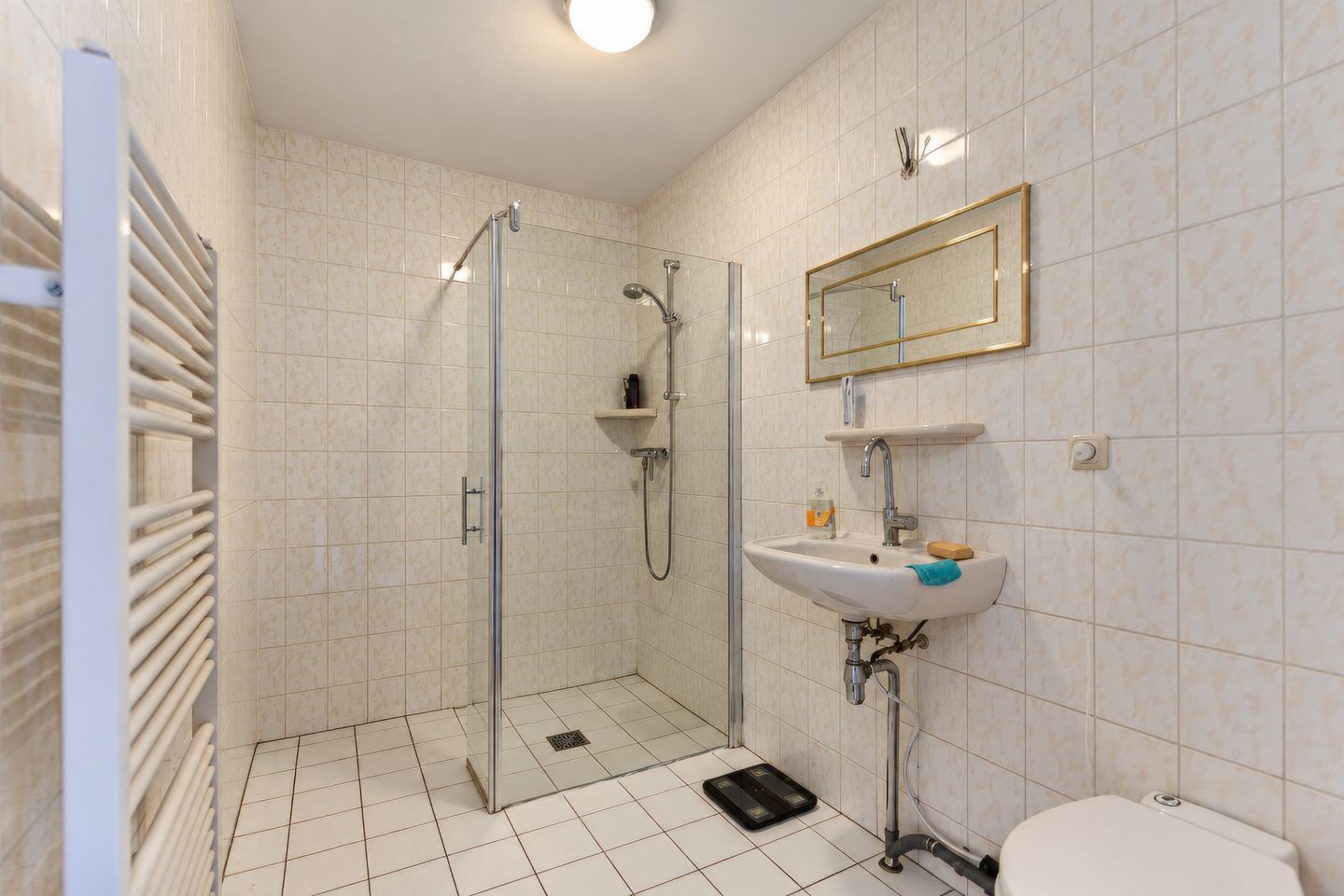 Photo 20 of Wegastraat 39