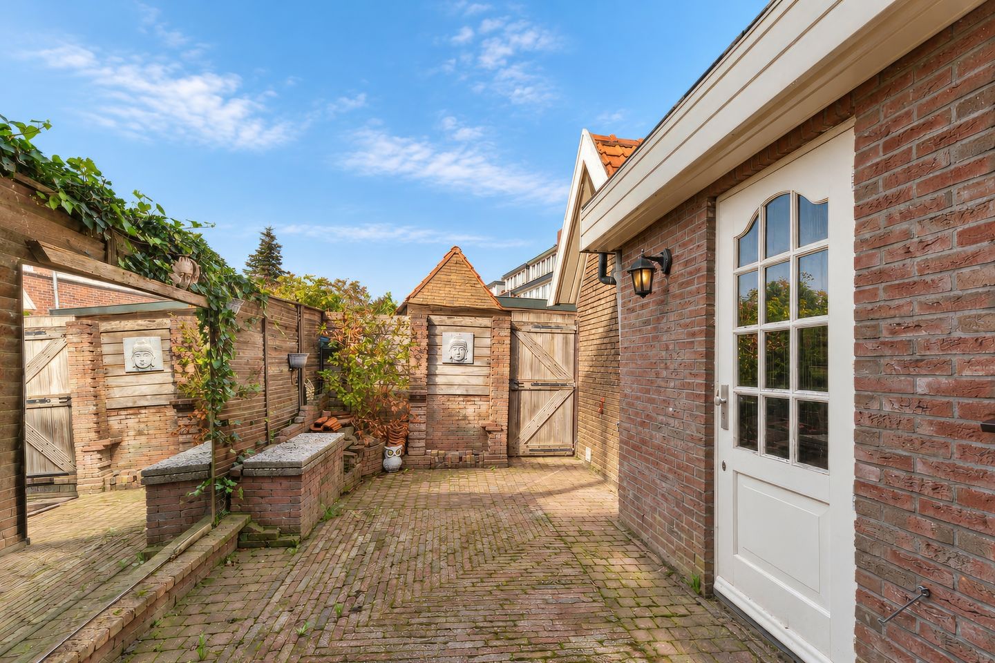 Photo 35 of Wegastraat 39
