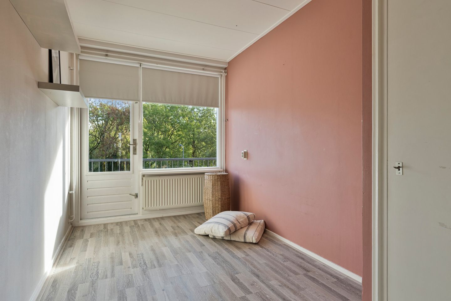 Photo 19 of Lachappellestraat 59-A