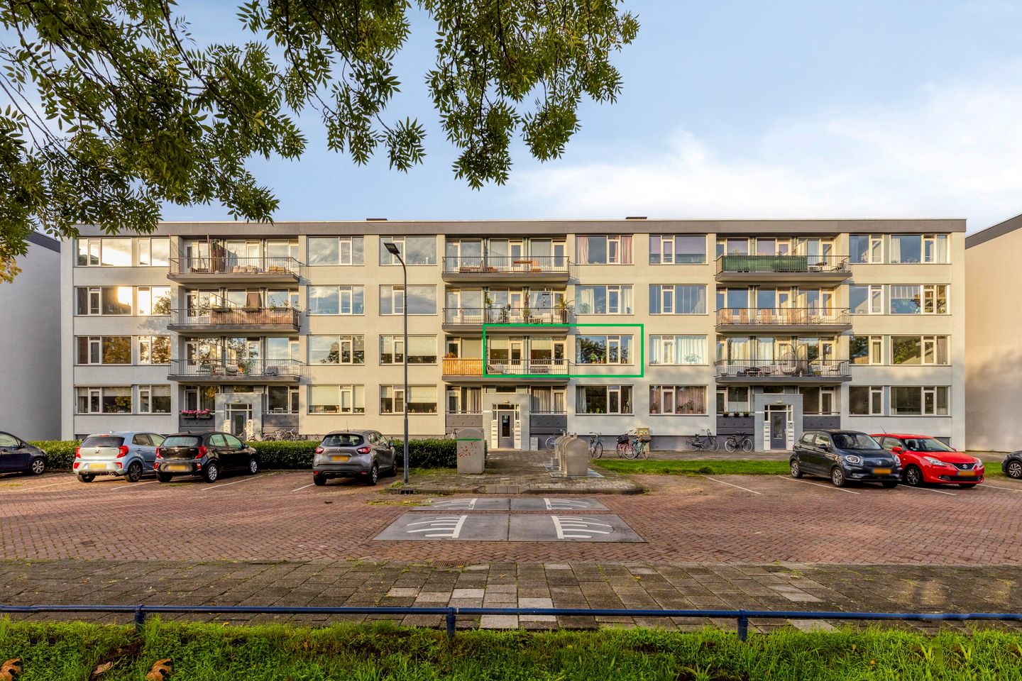 Photo 1 of Lachappellestraat 59-A