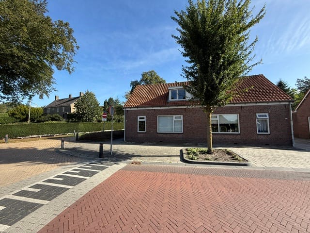 Foto 1 van Burgemeester van der Borchstraat 27