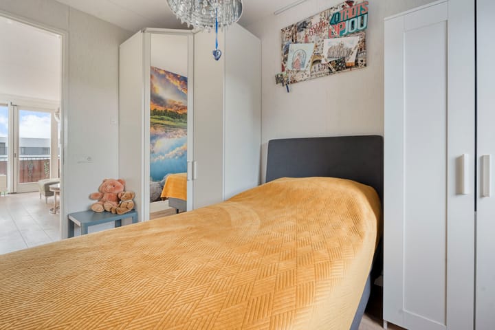 Appartement te koop: Beneluxlaan 758, Almere