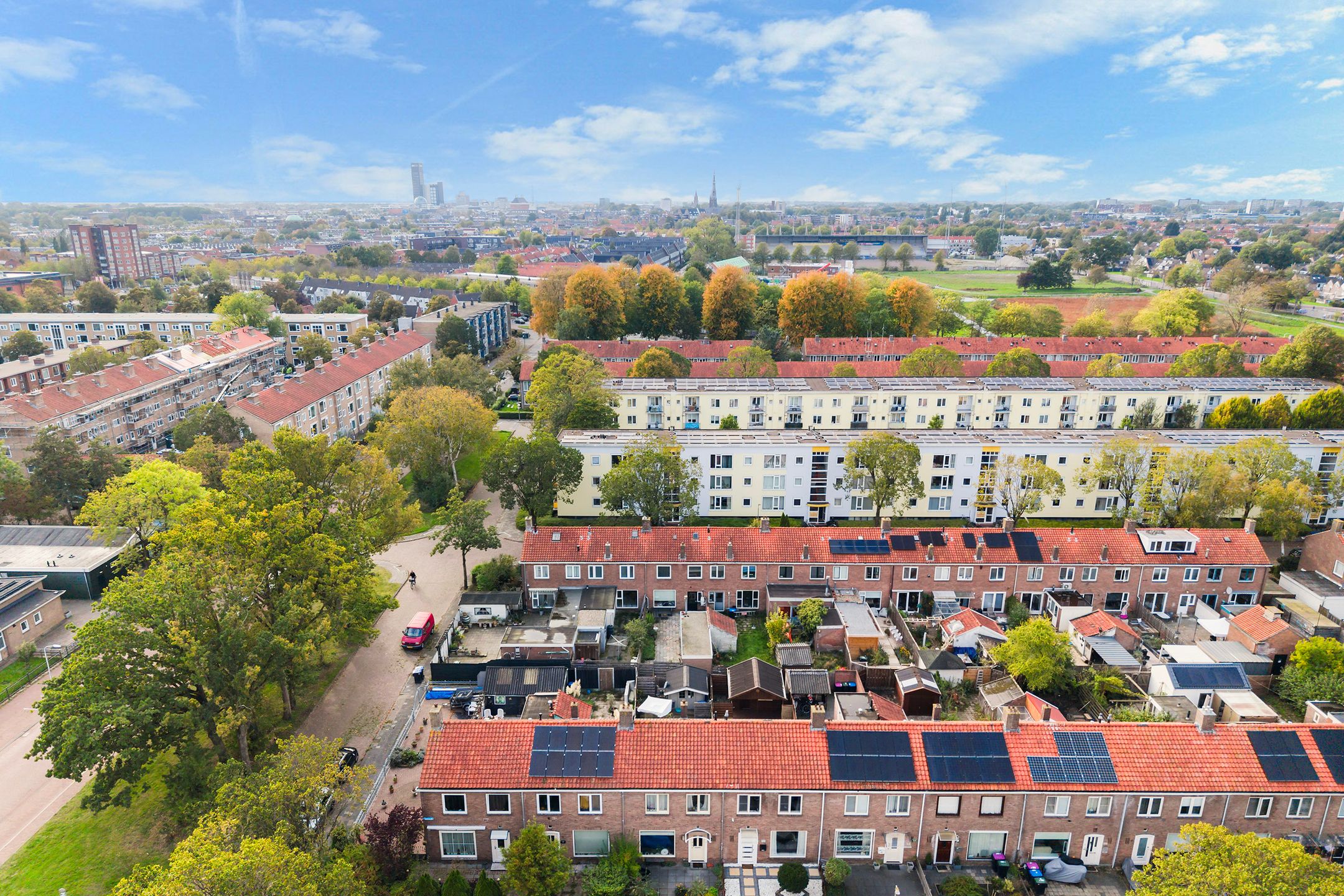 Photo 42 of Cederstraat 7