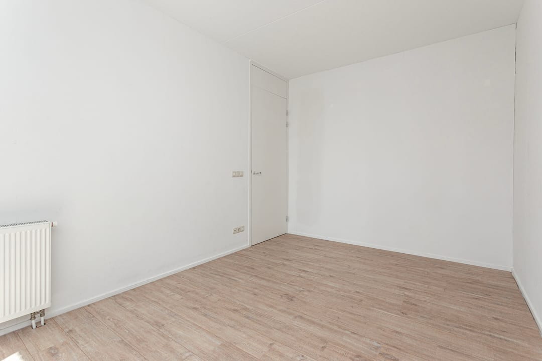 Photo 17 of Dr. R. van Lutterveltstraat 56