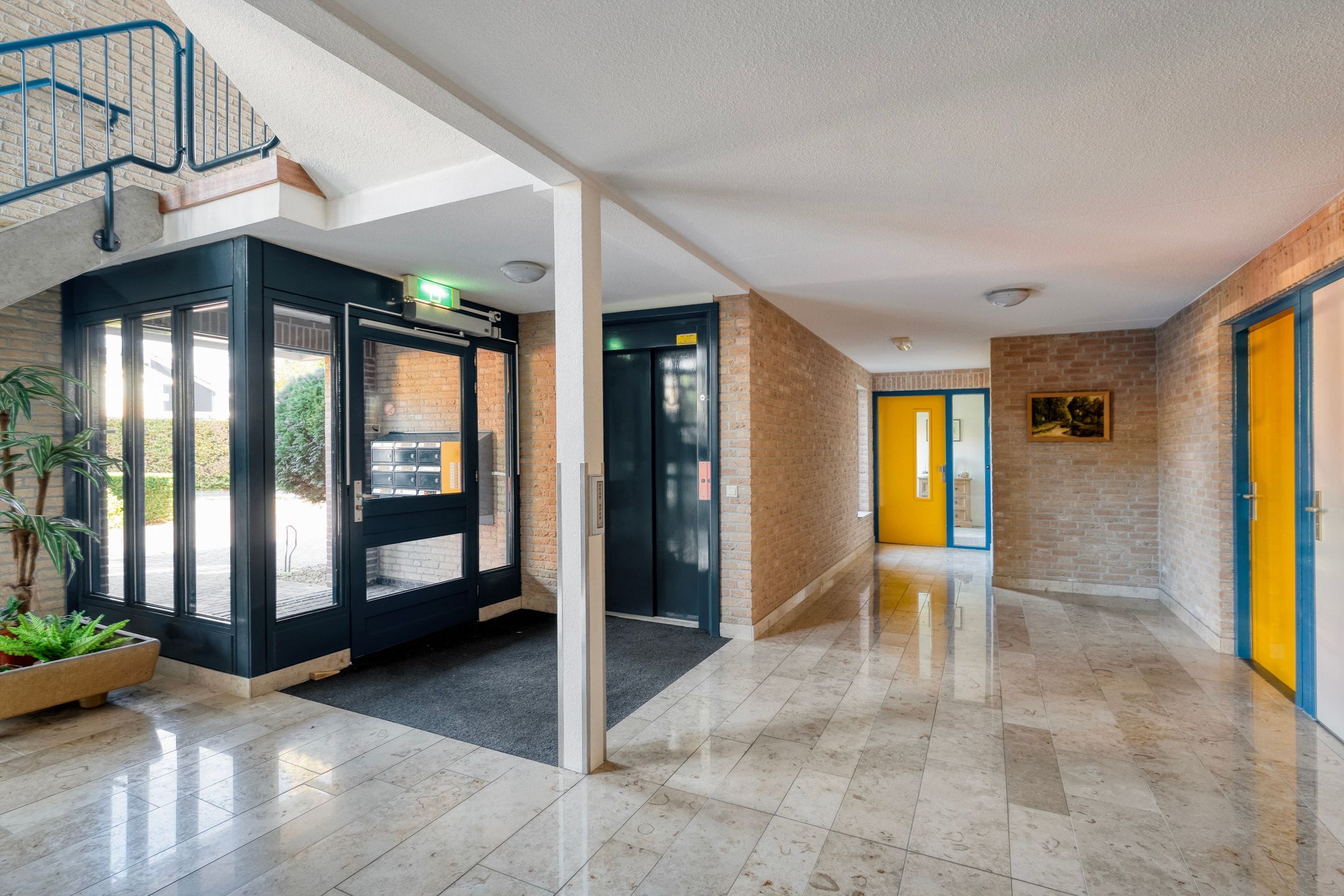 Photo 6 of Bremstraat 22