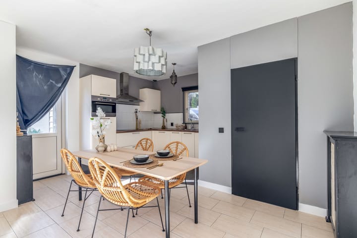 Tussenwoning te koop: Rendierlaan 10, Helmond